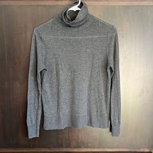 ‎Zara Knit Light Weight Gray Turtleneck Sweater Medium